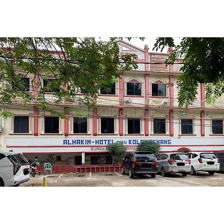 Hotel Al Hakim Syariah Redpartner Bekasi Buitenkant foto